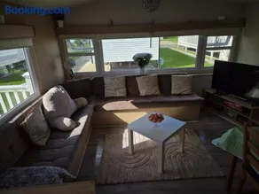 8 Berth Caravan - Bertha Kinmel Bay - Image 4