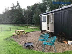 Hexhamshire Shepherd Hut - Image 4