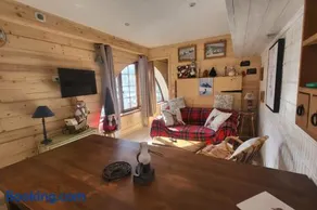 Cozy retreat just steps from the slopes - Image 2