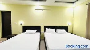 Hotel Almora Palace - Image 2