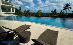 Seaview 2 bedroom Condo 120sqm shared pool gym private infra-red sauna - Image 4