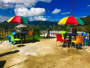 Loversleap bungalow - Image 1
