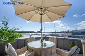 2 Bed in Woodbridge oc-chand - Image 4