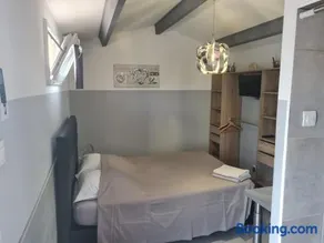 Chambre cosy avec terrasse - Image 5