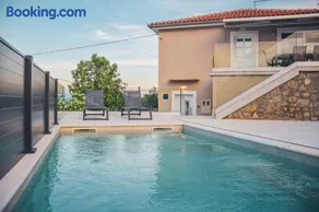 Apartments Petra - Image 1