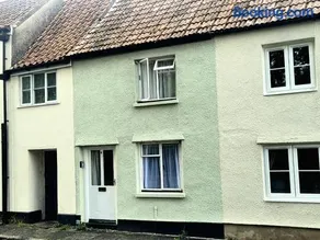 Cottage in Wells - Image 2