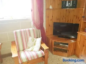 Ground Floor apartment by the Sea - close to Main Square - Image 3