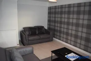 3 Bedroom-Kelpies Serviced Apartments Burns - Image 2