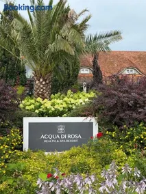 Posiadłość Wiejska i Ogrody Acqua di Rosa - Image 2