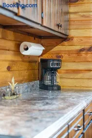 Wildlife Cabin - Image 3