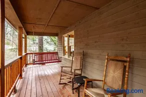 Nestled Inn - Image 4