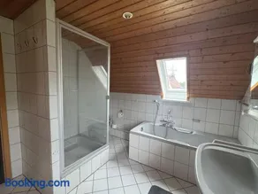 Beautiful 100m² Holiday Apartment - Image 4