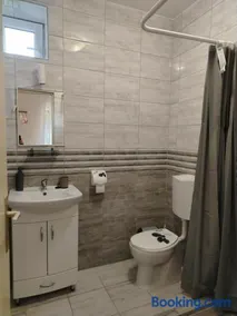 Kaptárkő Apartmanház - Image 4
