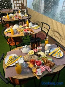Merry's House - Image 3