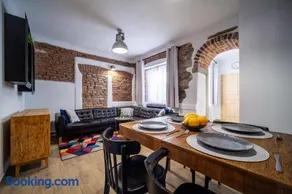 Apartmánový dům Jeník - Image 2