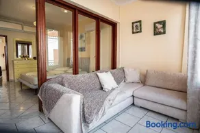 Erifili Luxury Apartment - Image 4