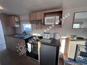Cosy Cove at Seal Bay - 2 Bedroom Holiday Home on White Horse - Image 3