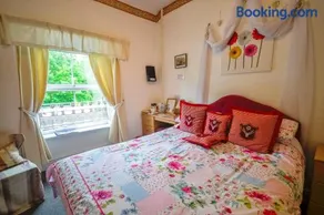 Gorphwysfa House B & B - Image 3