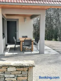 Maison Accueillante Avec Jardin - Le Fied - Image 3