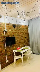 AMOS HOMES accommodation - Image 3
