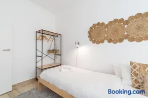 Renew Yourself at an Unvarnished City Hideaway - Image 3