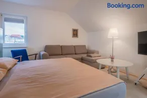 Rooftop Apartment, Exclusive City and Mountain View - Image 3