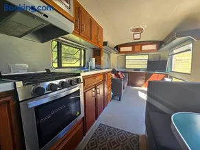 Peaceful Farm Airstream Camper Retreat - Hot Tub - Image 3
