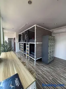 khaosok Center Hostel - Image 2
