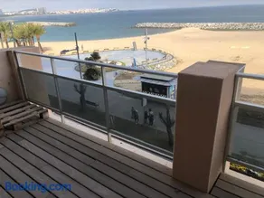 Apartamento en 1ª linea de mar con excepcionales vistas a la bahia en Sant Antoni de Calonge - Image 1