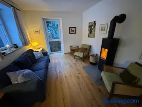 Ravenna Lodge - Image 2