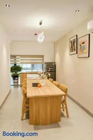 Camellia Maison - Image 4