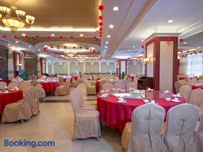Vienna International Hotel Yangshuo West Street - Image 3