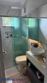 Casa moderna com piscina 3 quartos e área de festa - Image 2
