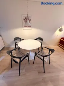 Holiday Apartment - Sea View, Water Park & Free Parking - Image 3