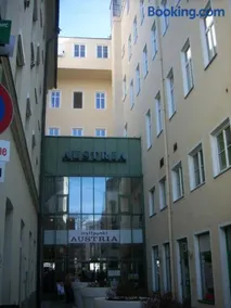 Garconniere im ehemaligen Hotel Austria - Image 1