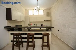 Dapaj Luxury Residence - Image 2