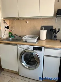 1 bedroom flat sleeps 4 in Abingdon Oxfordshire - Image 4