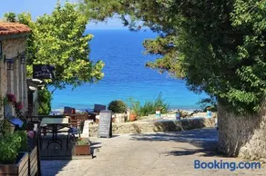 Afitos Guest House - Image 2