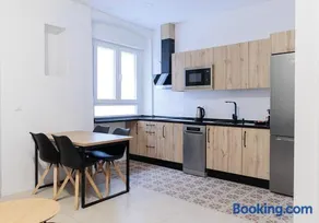 Apartamento Aftasi ,excelente ubicación con parking publico a 20 m - Image 5