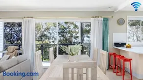 Bay Escape - Image 1
