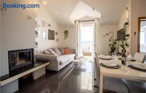 Two-Bedroom Apartment Selca With Sea View 04 - Image 3