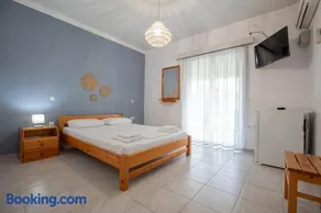 Μπλε Rooms & Apartments - Image 2