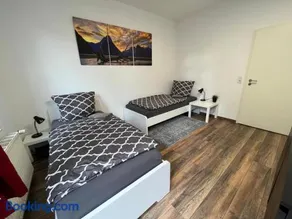 Möblierte Wohnung mit ruhiger Terrasse in bester Lage für Feriengäste und beruflich Reisende AW12A-I - Image 2