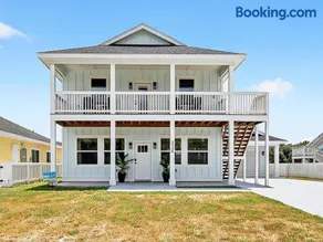 Coastal Retreat - Image 2