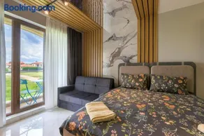 Azur Properties ap50 - Image 2