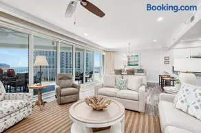 Oceanview Condo with Pools and Hot Tub - Image 5