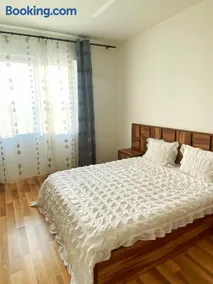 Vitan Apart Hotel - Image 2