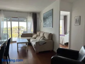 Panoramic 4 Apartments 2B - Image 4