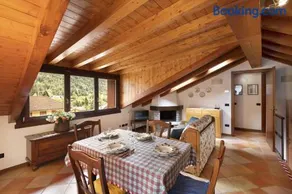 Stella House - Image 1