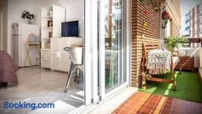 Sunterrace Loft-Triana's Star, 10' from city center! - Image 2